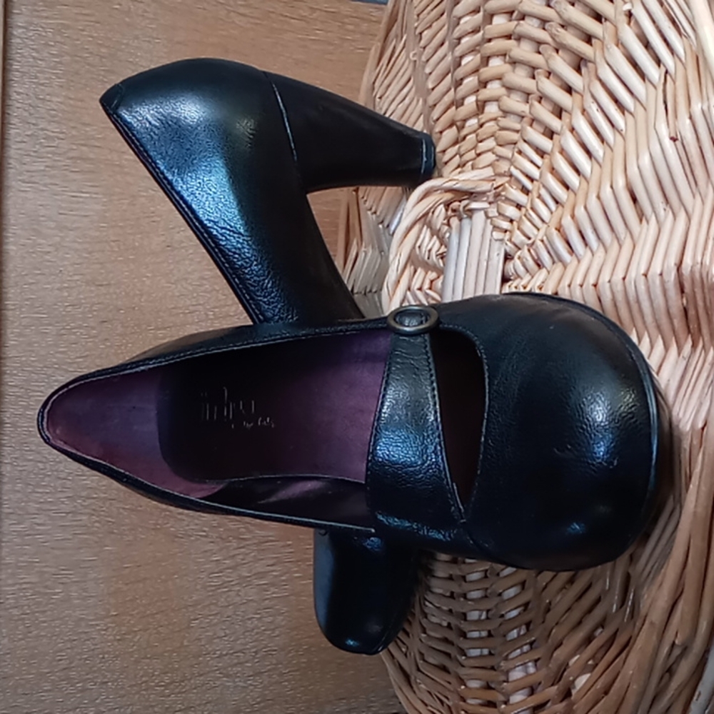 Clarks Indigo Mary Jane Pumps Retro Heel Shoes Women